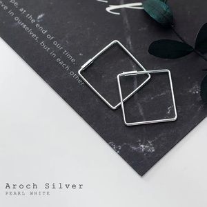 Silver Minimalist Square Earrings